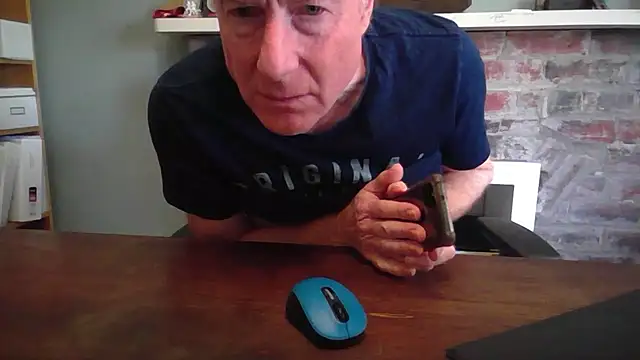 jiggy77777 online show from December 2024 01:58:01 AM