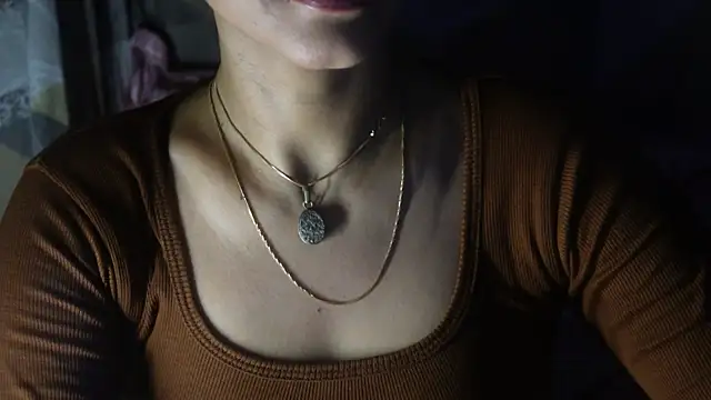 -AyeshaSinghania- online show from November 2025 08:38:02 AM