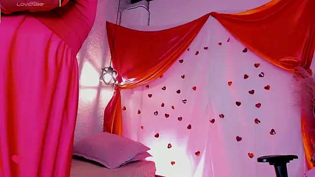 Alizon 1 online show from February 2026 06:04:02 PM