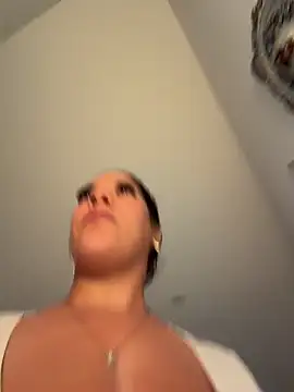 Bigbuttbrooklynn online show from April 2026 04:10:02 AM