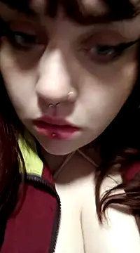 Snapshot of persefone97 chatting on February 2025 08:09:02 PM persefone97 online show from February 2025 08:09:02 PM