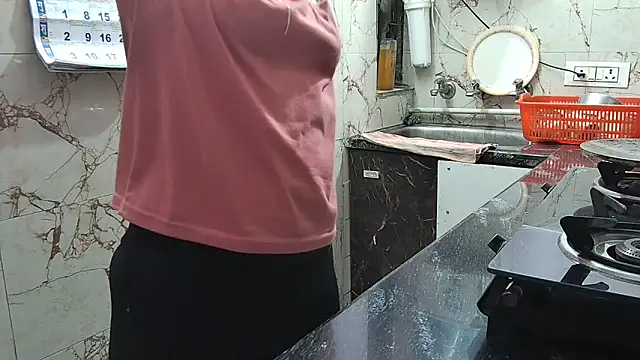 bhabhisexxy 880 online show from January 2026 02:25:01 AM