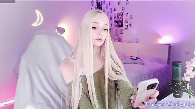 Snapshot of babymisa chatting on December 2024 02:27:02 PM babymisa online show from December 2024 02:27:02 PM