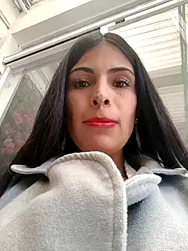 Astrid-- online show from December 2024 07:44:01 PM