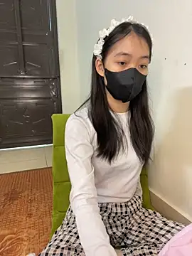 Snapshot of DA-EUN chatting on December 2024 03:08:02 AM DA-EUN online show from December 2024 03:08:02 AM
