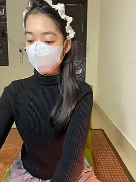 Snapshot of DA-EUN chatting on February 2025 03:34:02 AM DA-EUN online show from February 2025 03:34:02 AM
