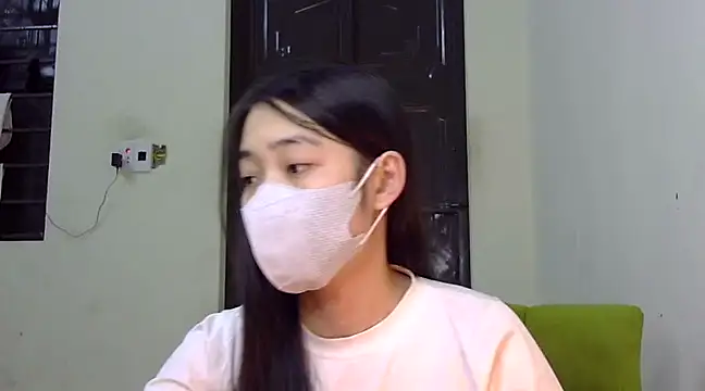 Snapshot of DA-EUN chatting on February 2025 08:06:01 AM DA-EUN online show from February 2025 08:06:01 AM
