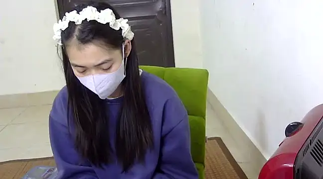 Snapshot of DA-EUN chatting on March 2025 09:02:02 AM DA-EUN online show from March 2025 09:02:02 AM