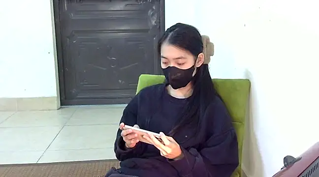 Snapshot of DA-EUN chatting on March 2025 02:47:01 AM DA-EUN online show from March 2025 02:47:01 AM