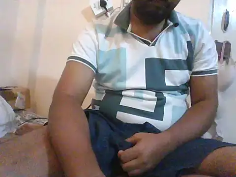 Snapshot of Nunnu_0 chatting on October 2025 03:51:02 AM Nunnu 0 online show from October 2025 03:51:02 AM