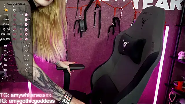 amywhitenessxx online show from January 2026 02:21:02 PM