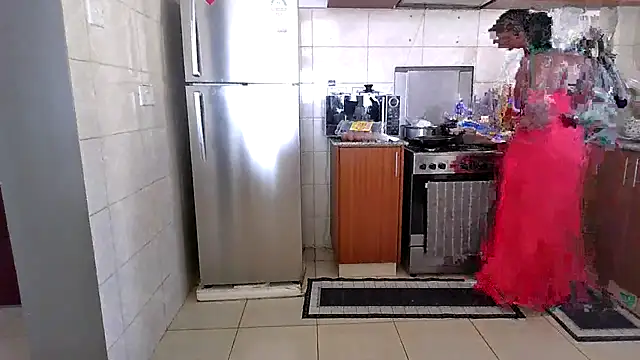 CurvyGlass online show from February 2026 10:14:02 AM