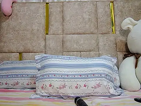 sexy smiley online show from May 2026 02:09:02 AM