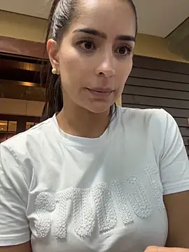 Mau White online show from December 2025 12:42:02 PM