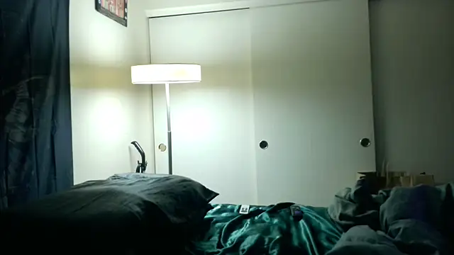 Snapshot of Yagurl__west chatting on January 2025 02:04:01 AM Yagurl west online show from January 2025 02:04:01 AM