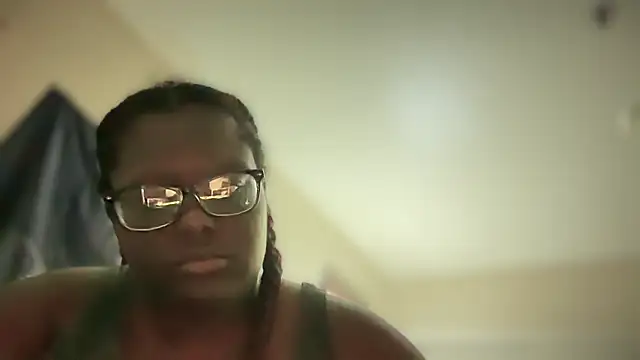 Snapshot of Yagurl__west chatting on January 2025 07:30:01 AM Yagurl west online show from January 2025 07:30:01 AM