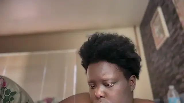 Snapshot of Yagurl__west chatting on September 2025 09:53:02 PM Yagurl west online show from September 2025 09:53:02 PM