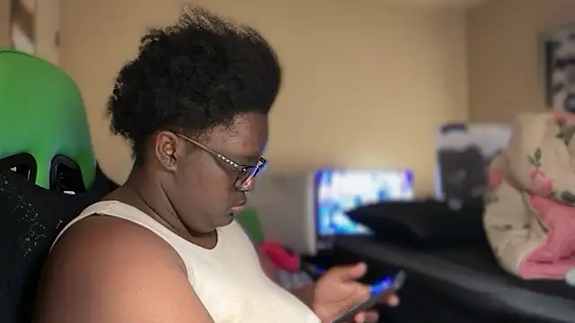 Yagurl  west online show from January 2026 04:39:02 AM