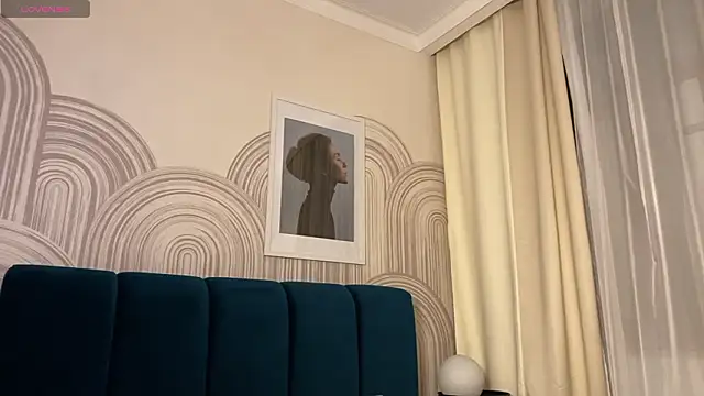 viviann evans online show from February 2026 12:48:01 AM