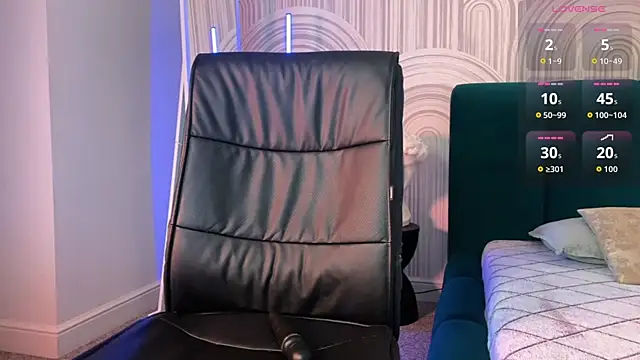 viviann evans online show from April 2026 12:36:02 AM