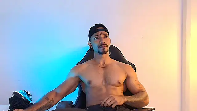 Manolo Hot1 online show from January 2025 02:25:01 PM