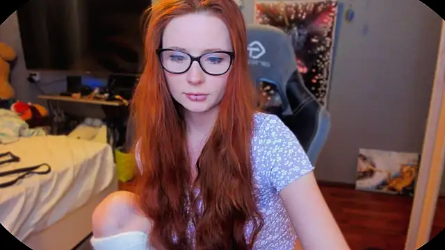 KlementinaBbG online show from February 2025 07:58:01 PM