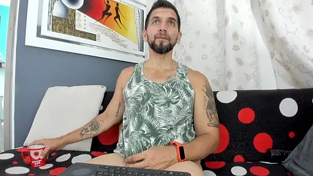 Snapshot of JULESLAKES chatting on October 2025 02:35:01 PM JULESLAKES online show from October 2025 02:35:01 PM