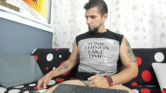 Snapshot of JULESLAKES chatting on November 2025 08:13:02 PM JULESLAKES online show from November 2025 08:13:02 PM