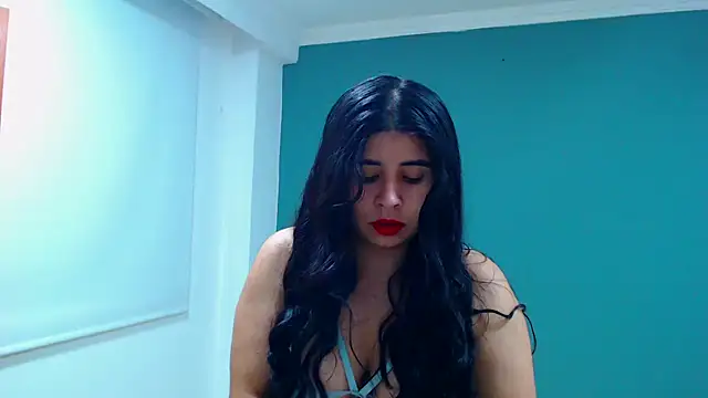 danna- roouss online show from February 2026 11:12:01 PM