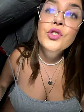 Novababy18 online show from October 2025 10:25:02 PM