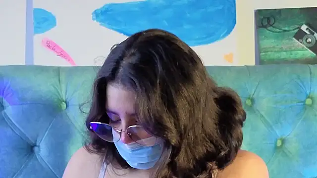 Paola Lyon  online show from February 2026 06:36:02 PM