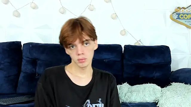 daniel hot03 online show from February 2025 09:25:01 PM