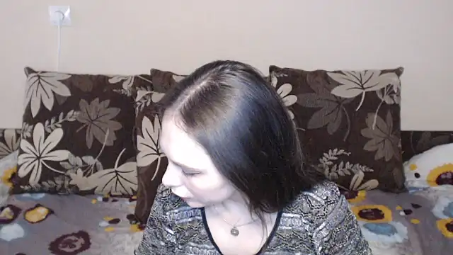 Snapshot of Nika_Shiny chatting on April 2026 02:14:02 AM Nika Shiny online show from April 2026 02:14:02 AM