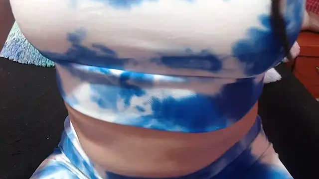 Snapshot of nadescomthxx chatting on December 2024 03:30:02 AM nadescomthxx online show from December 2024 03:30:02 AM