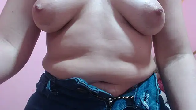 Snapshot of nadescomthxx chatting on March 2025 09:32:02 PM nadescomthxx online show from March 2025 09:32:02 PM