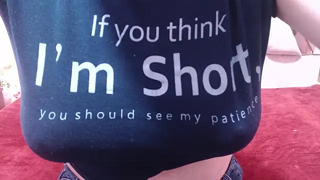 Snapshot of nadescomthxx chatting on October 2025 02:07:02 PM nadescomthxx online show from October 2025 02:07:02 PM