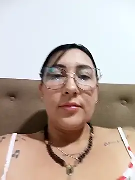 Snapshot of my-kitty chatting on October 2025 11:49:02 PM my-kitty online show from October 2025 11:49:02 PM