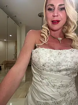 Kate-monroe online show from February 2026 07:41:02 PM