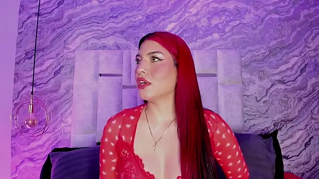 Snapshot of EmmaSwift_ chatting on January 2025 02:19:02 AM EmmaSwift online show from January 2025 02:19:02 AM