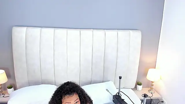 Ashleyy23x online show from November 2025 08:18:02 PM