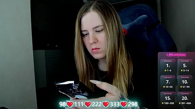 Olivia Munk online show from March 2026 03:53:02 AM