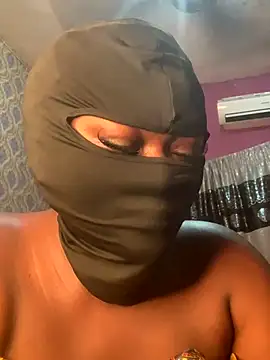 Snapshot of sweet1111 chatting on December 2024 02:03:02 AM sweet1111 online show from December 2024 02:03:02 AM