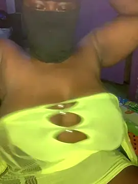 Snapshot of sweet1111 chatting on December 2024 10:26:01 PM sweet1111 online show from December 2024 10:26:01 PM