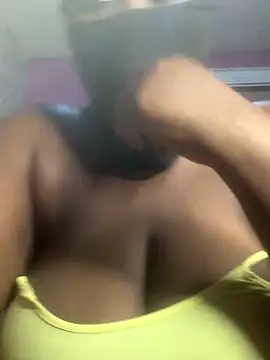 Snapshot of sweet1111 chatting on December 2024 11:26:02 PM sweet1111 online show from December 2024 11:26:02 PM