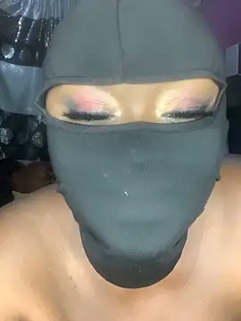 Snapshot of sweet1111 chatting on December 2024 11:10:01 PM sweet1111 online show from December 2024 11:10:01 PM