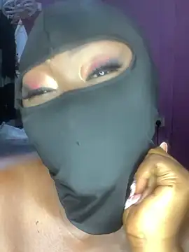 Snapshot of sweet1111 chatting on December 2024 09:40:02 PM sweet1111 online show from December 2024 09:40:02 PM