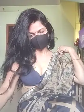 Shuttii 25 online show from November 2025 07:40:01 AM