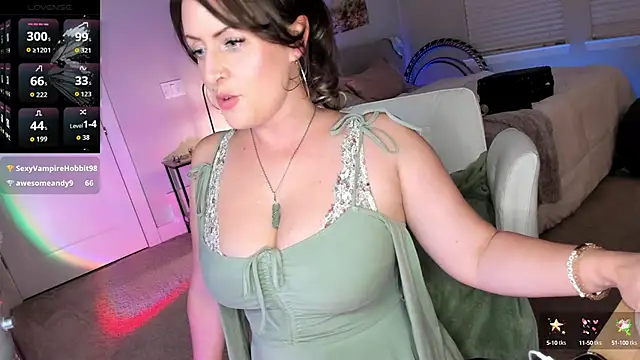 Snapshot of lovejulietxo chatting on October 2025 02:17:01 AM lovejulietxo online show from October 2025 02:17:01 AM