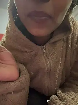 Snapshot of PARI_Hun chatting on January 2025 08:59:01 PM PARI Hun online show from January 2025 08:59:01 PM