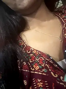 Snapshot of PARI_Hun chatting on November 2025 12:16:01 PM PARI Hun online show from November 2025 12:16:01 PM